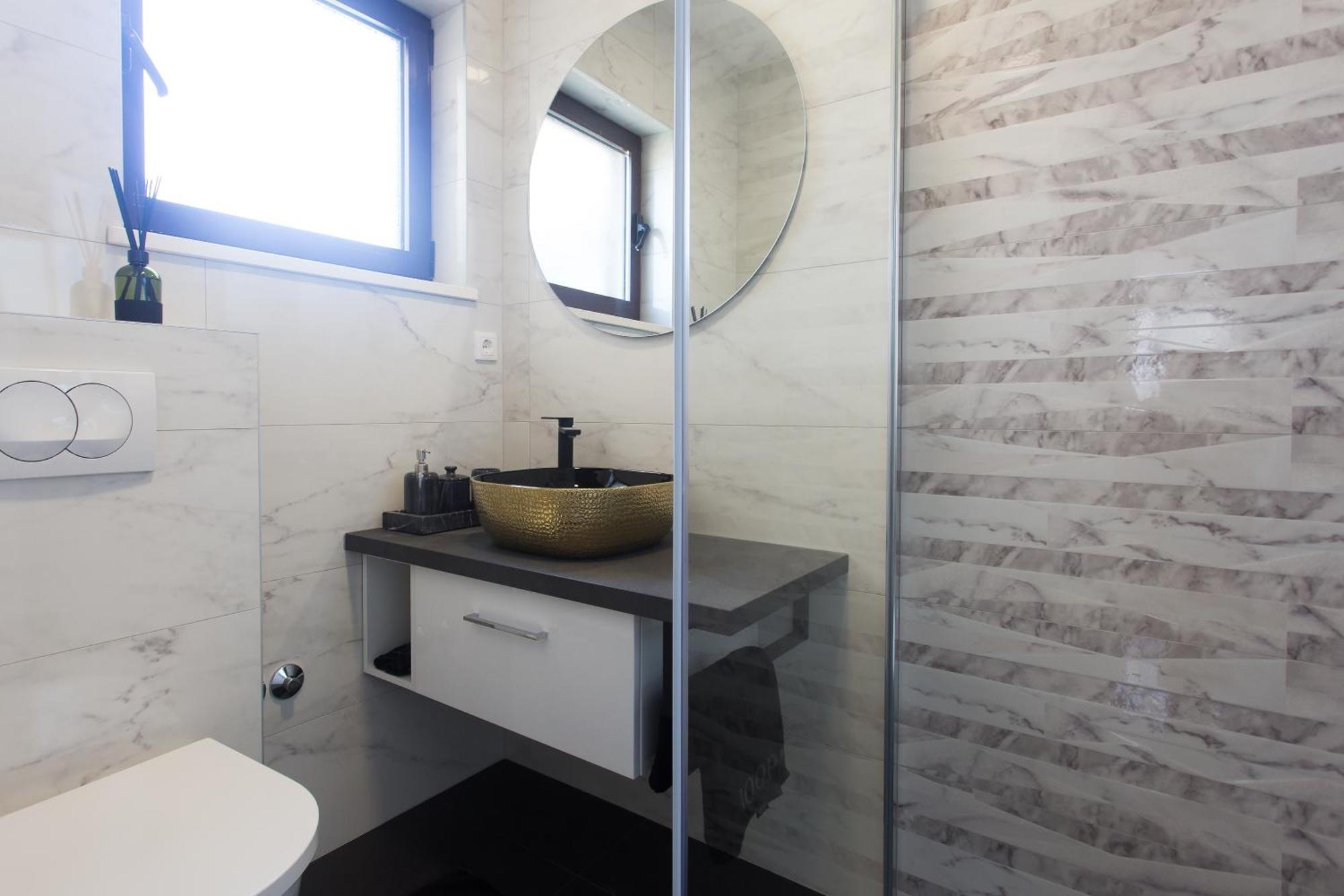 Apartmani Stanic Seget Vranjica Habitación foto